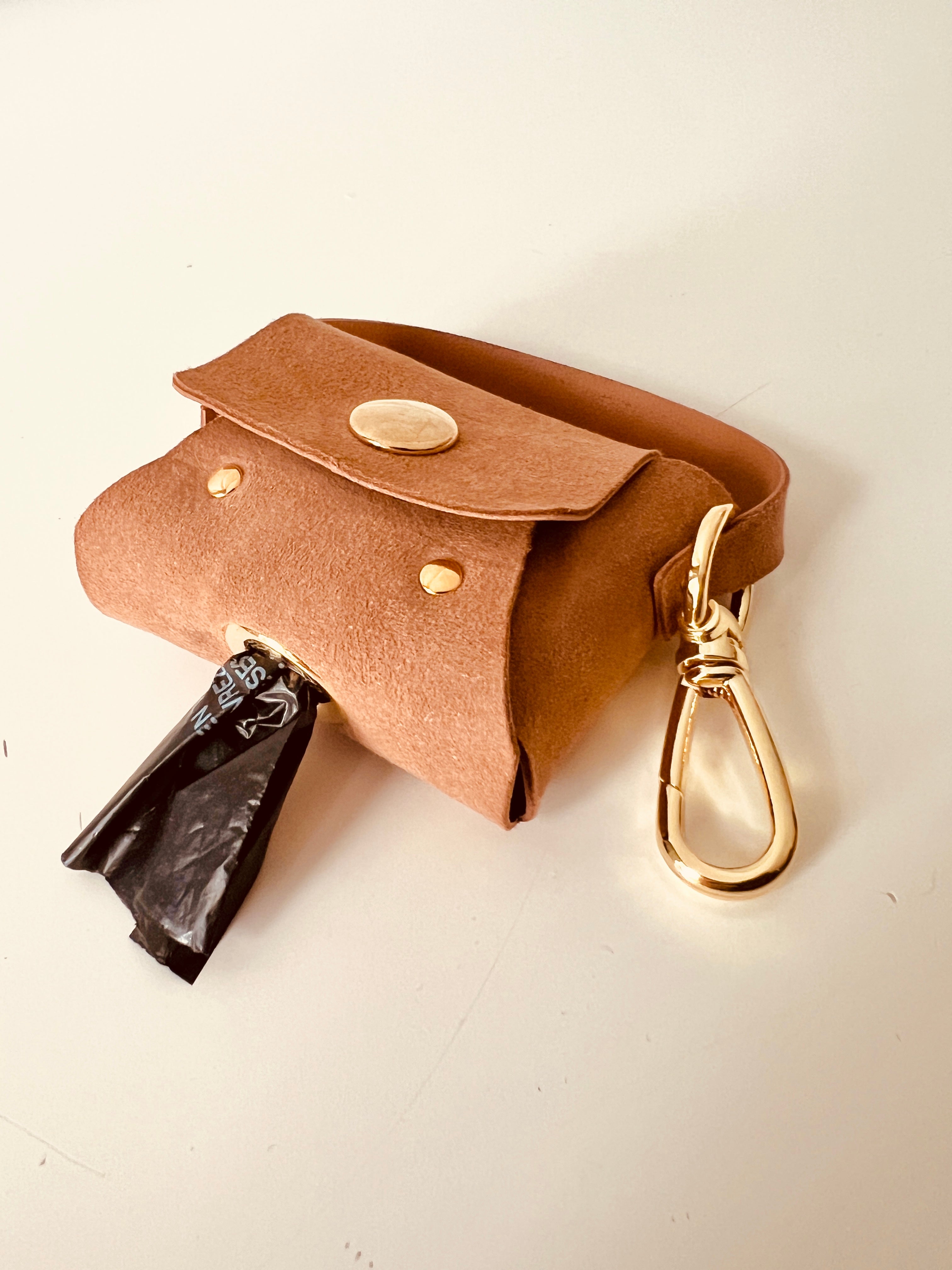 Porta sacchetti in pelle