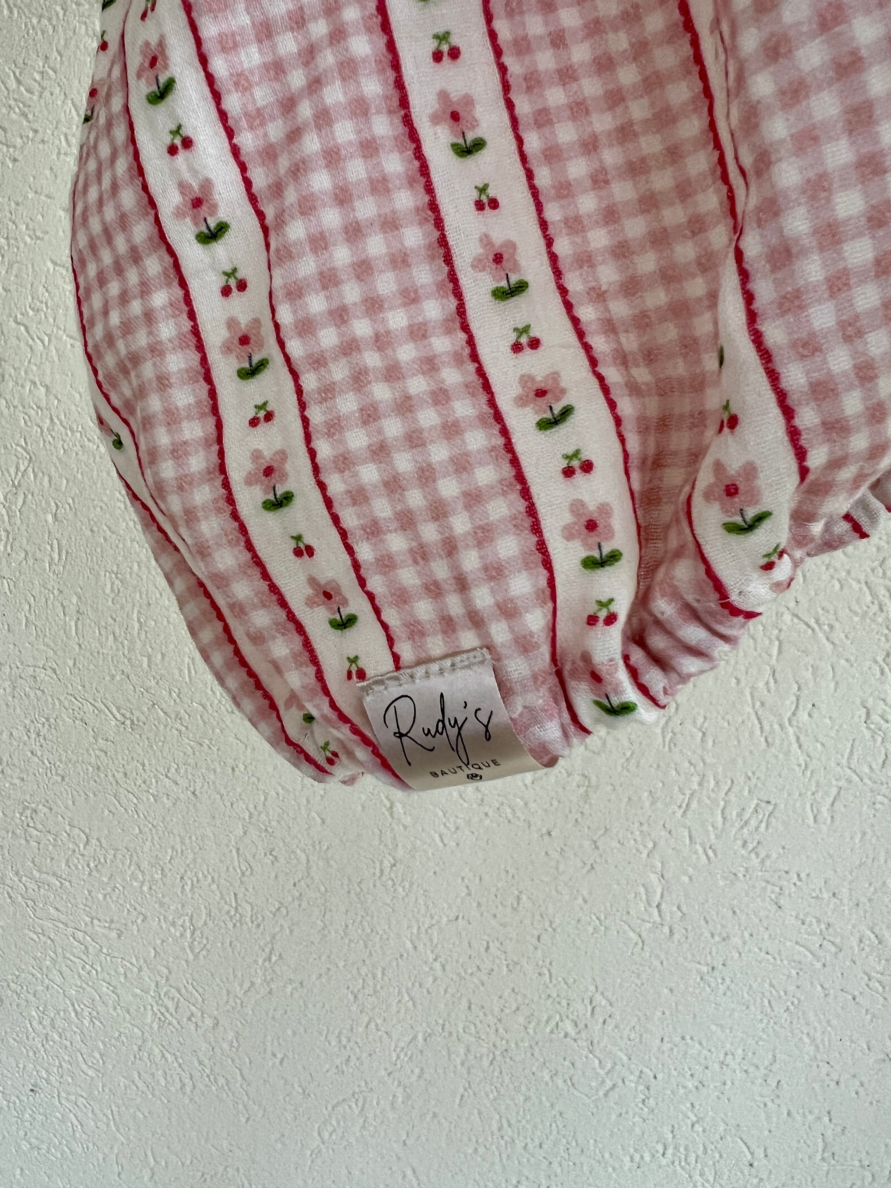 Paraorecchie in Mussola Ciliegie e fior di fragola