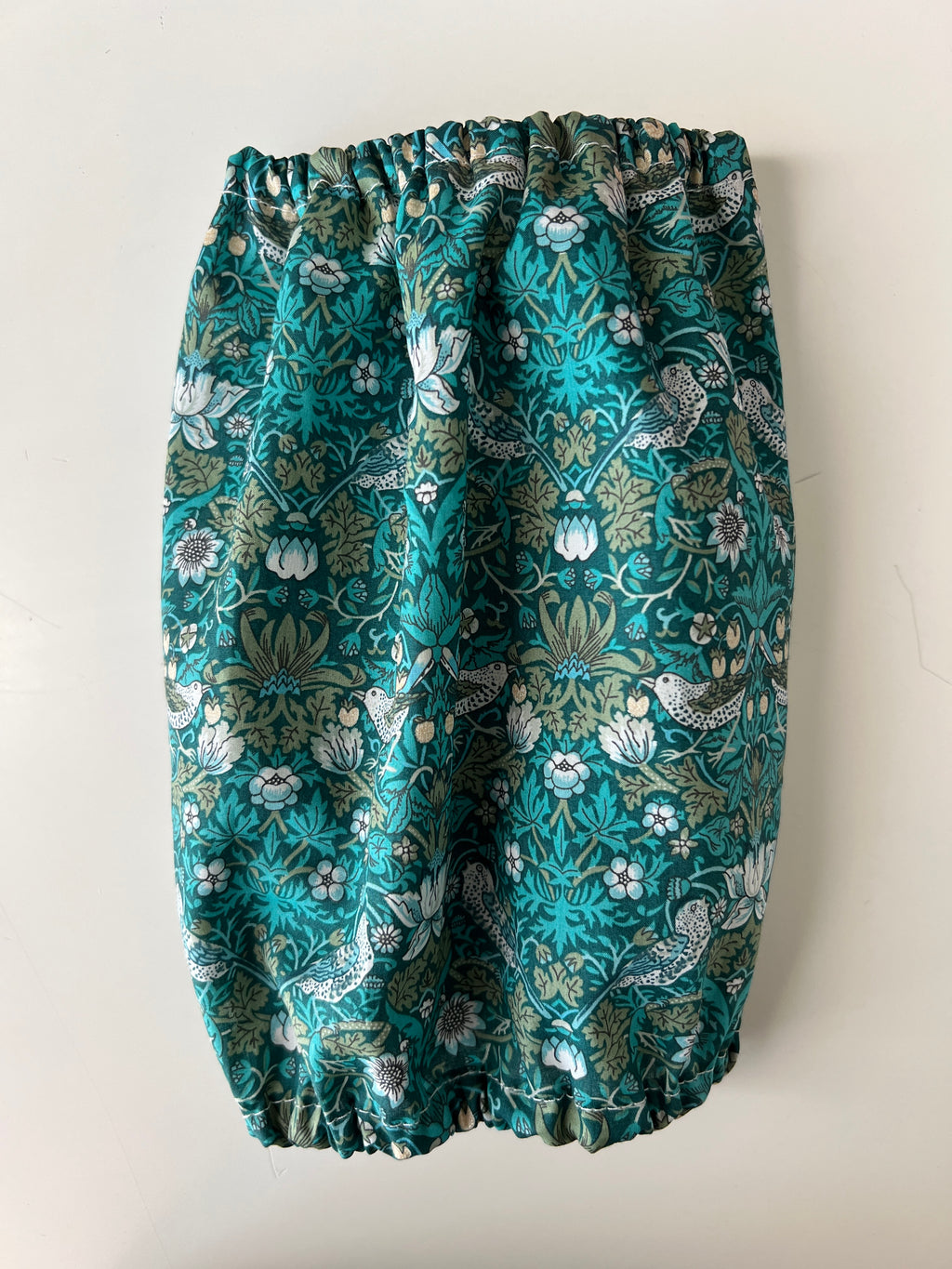 Paraorecchie in Liberty London William Morris